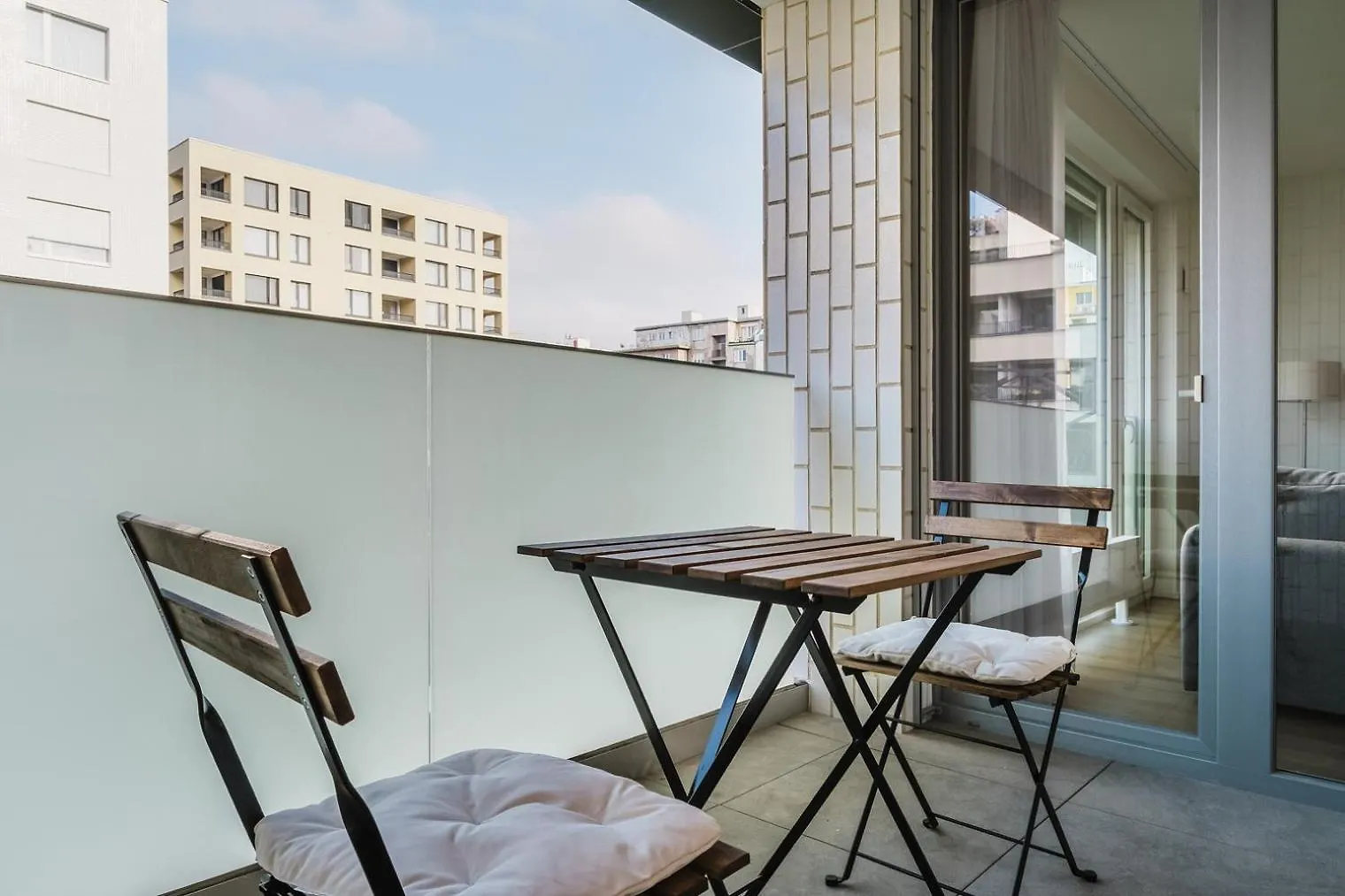 Blueground Prague 7 Balcony Stromovka Park Prg-26 Διαμέρισμα