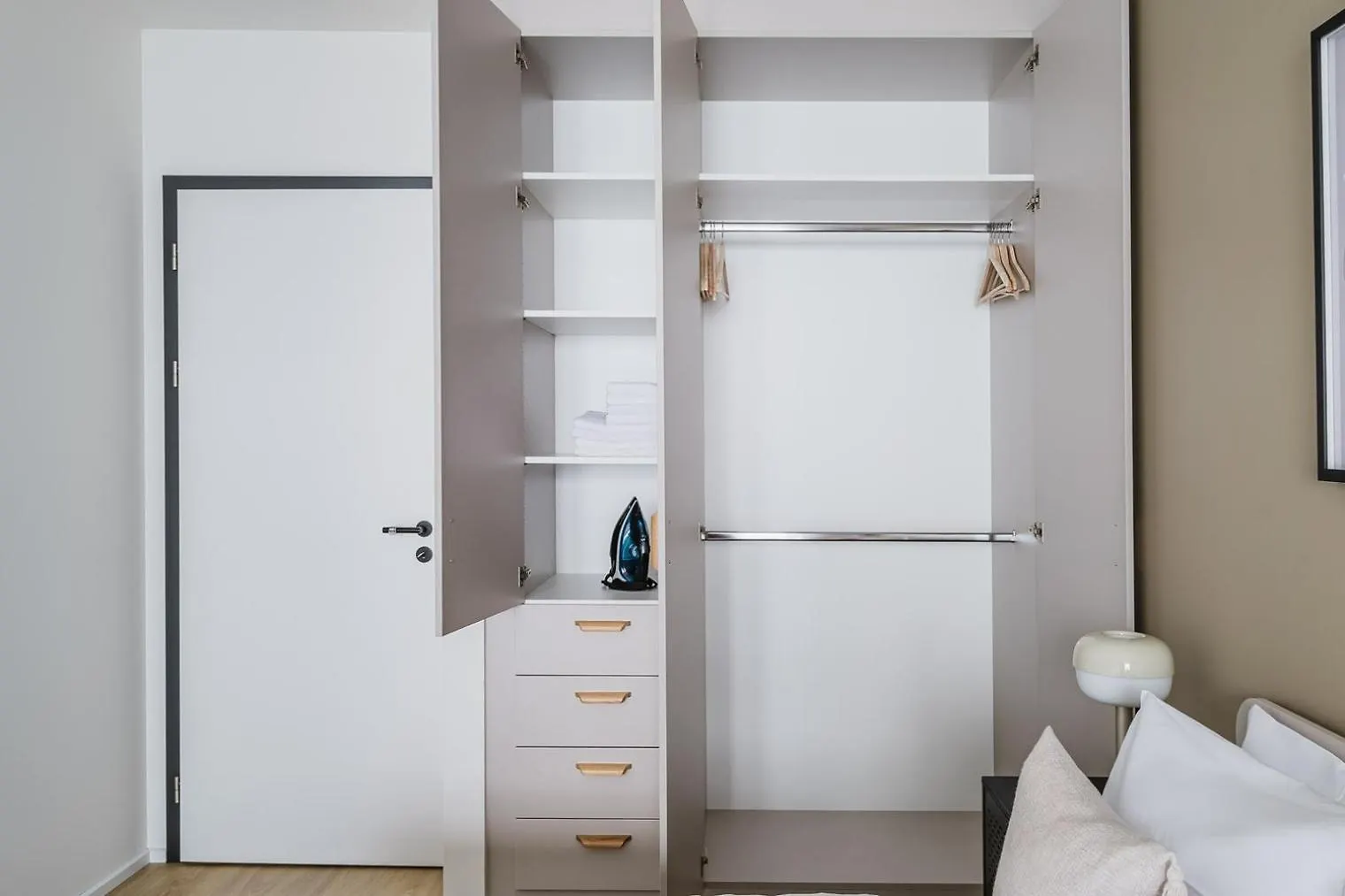 Appartamento Blueground Prague 7 Balcony Stromovka Park Prg-26 0*,  Repubblica Ceca